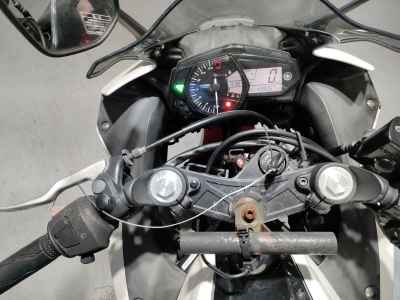 Yamaha YZF-R25