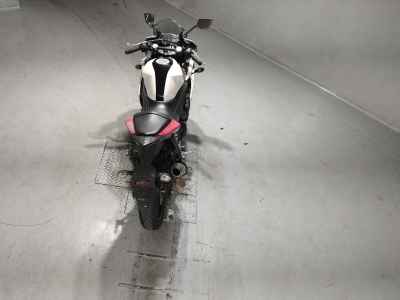 Yamaha YZF-R25