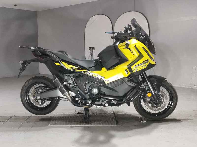 Honda X-Adv 750 2025