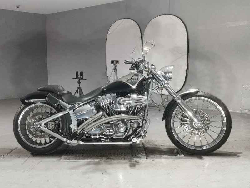 Harley-Davidson FXS 2013