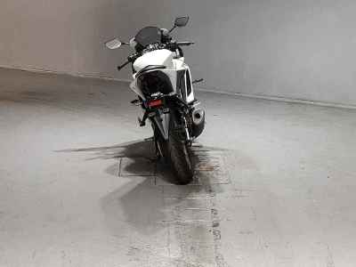 Yamaha YZF-R25 2022