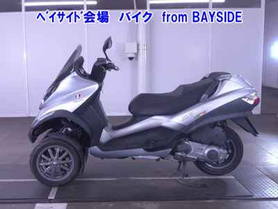 Piaggio MP3 250