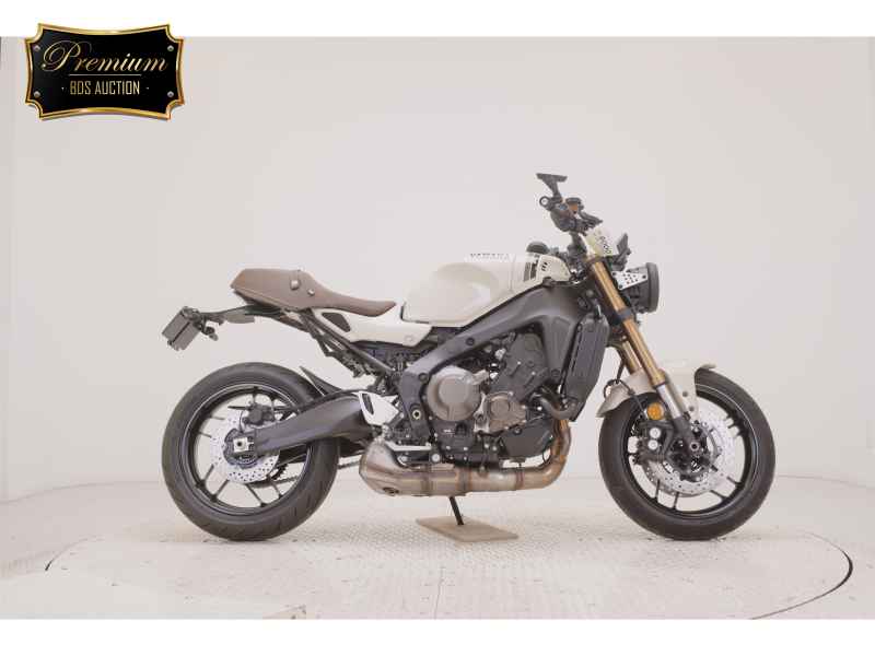 Yamaha XSR900 2025