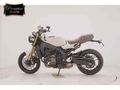 Yamaha XSR900 2025