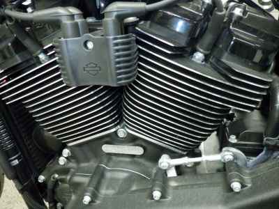 Harley-Davidson Street Bob FXBBS1870 2022