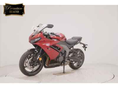 Triumph Daytona 660 2026