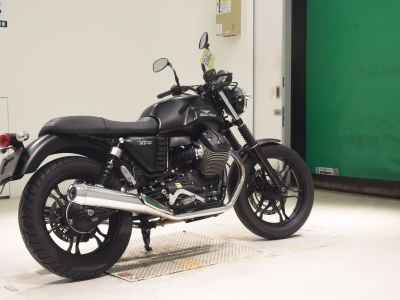Moto Guzzi V7 II 2017