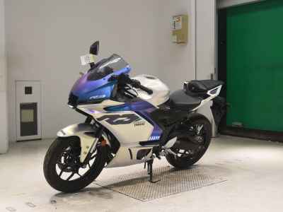 Yamaha YZF-R3 2025