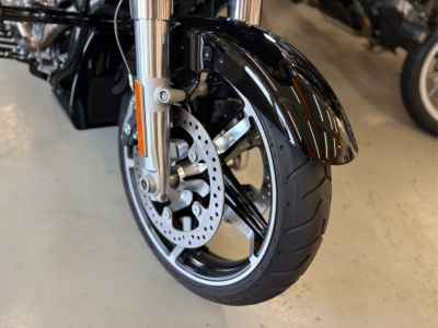 Harley-Davidson FLTRX Road Glide LIGHT 2024