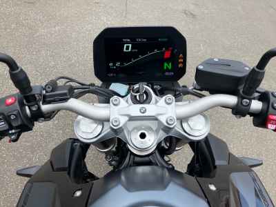 BMW F900R 2024