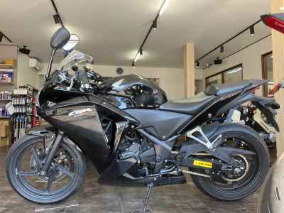 Honda CBR250R