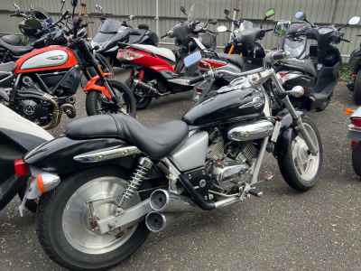 Honda Magna 250