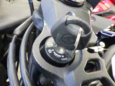 Yamaha YZR-R3 2025