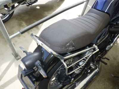 Moto Guzzi V7 2023