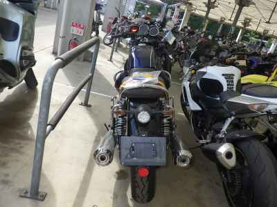Moto Guzzi V7 2023