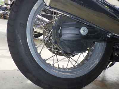 Moto Guzzi V7 2023