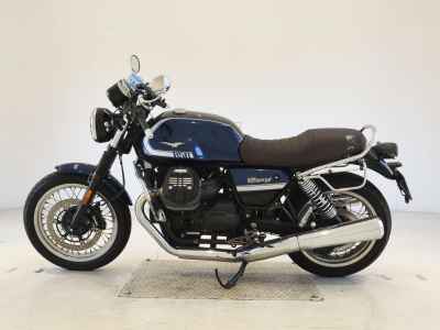 Moto Guzzi V7 2023