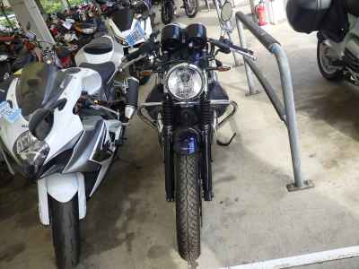 Moto Guzzi V7 2023