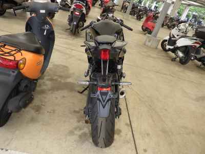 Yamaha YZF-R7 2025