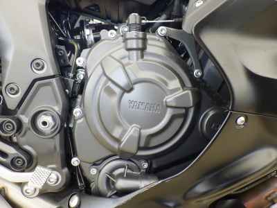 Yamaha YZF-R7 2025
