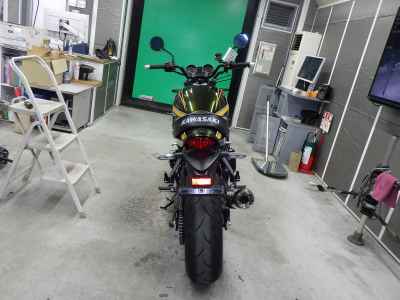 Kawasaki Z900RS 2021