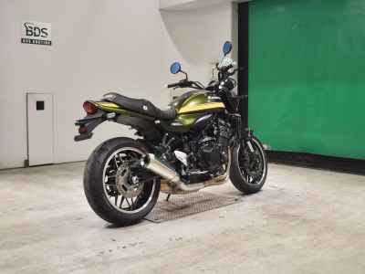 Kawasaki Z900RS 2021