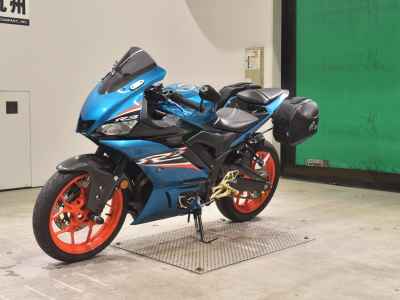 Yamaha YZF-R3 2022