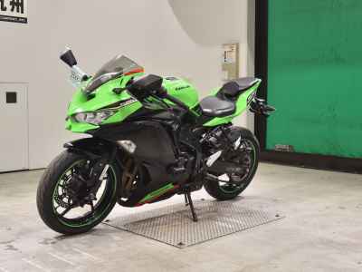 Kawasaki Ninja ZX-25R 2021
