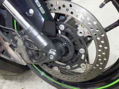 Kawasaki Ninja ZX-25R 2021