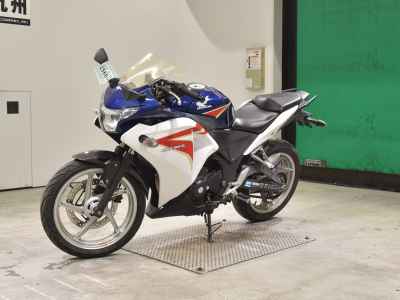 Honda CBR250R 2011