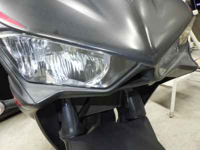 Yamaha YZF-R25 2017