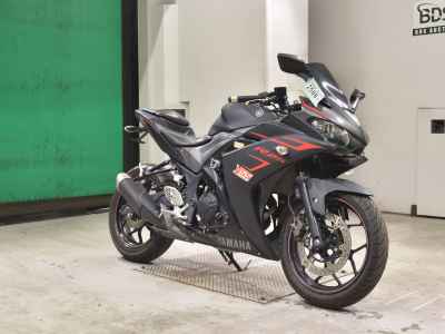 Yamaha YZF-R25 2017