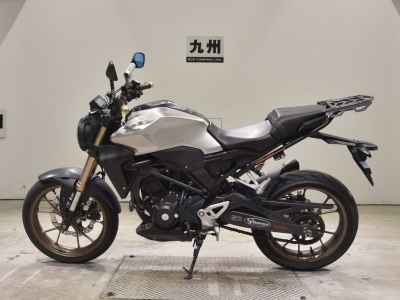 Honda CB250R 2019