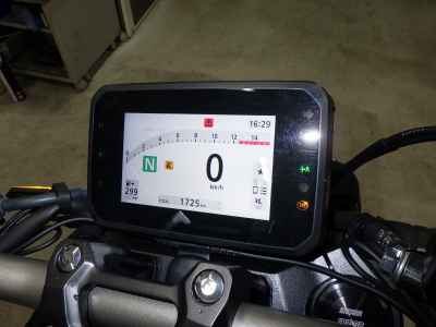 Honda CB650R E-Clutch 2025