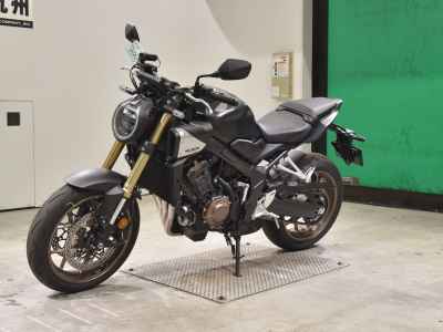 Honda CB650R E-Clutch 2025