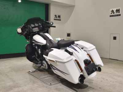 Harley-Davidson Street Glide FLHXS1870 2016