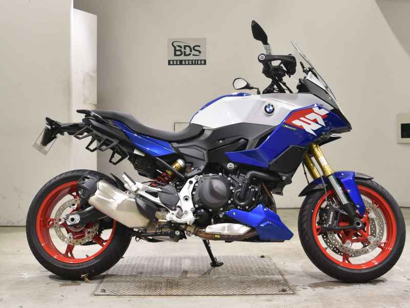 BMW F900XR 2025
