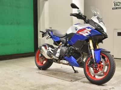 BMW F900XR 2025