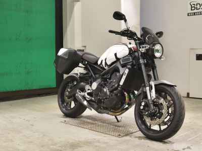 Yamaha XSR900 2016