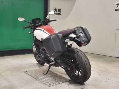 Yamaha XSR900 2016