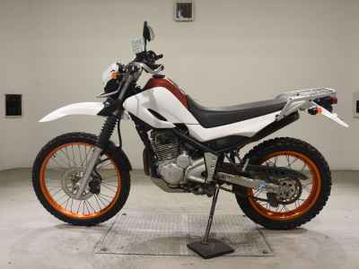 Yamaha XT250 Serow 2016