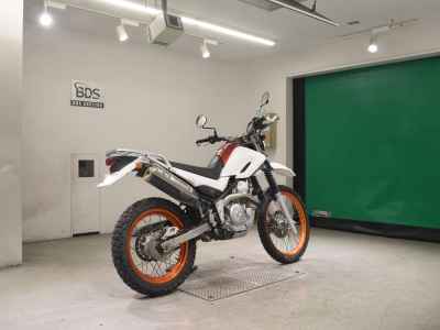 Yamaha XT250 Serow 2016