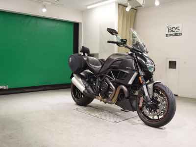 Ducati Diavel Strada 2013