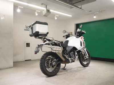 Ducati DesertX 2023