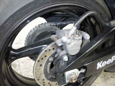 Suzuki GSR400 2009