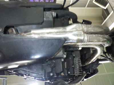 Suzuki GSR400 2009
