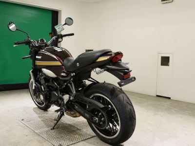 Kawasaki Z900RS 2025