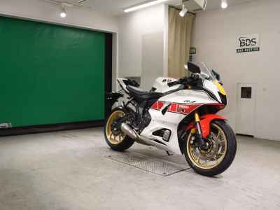 Yamaha YZF-R7 2022
