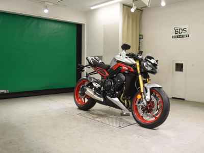 Triumph Street Triple RX 2026