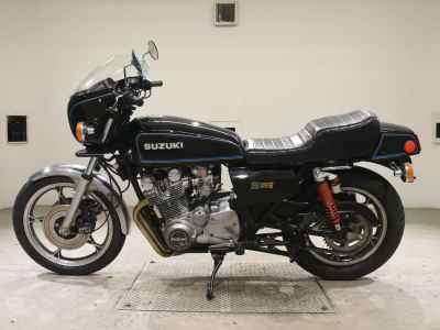 Suzuki GS1000E 2022
